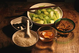 粗茶淡饭的意思