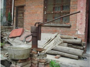 什么的水井填合适的词一年级，什么的水花一年级