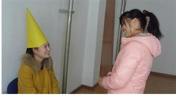 戴高帽子什么意思