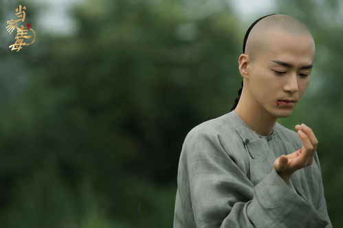 是“油然而生”还是“由然而生”?