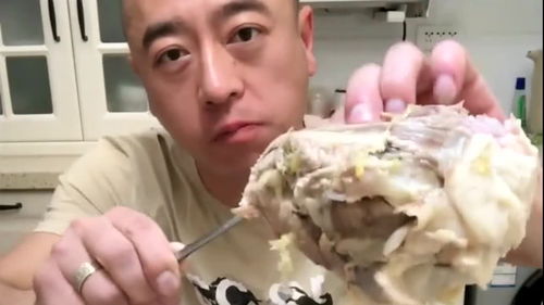 佛家说的贪,口真cen(1),痴,怎么解。