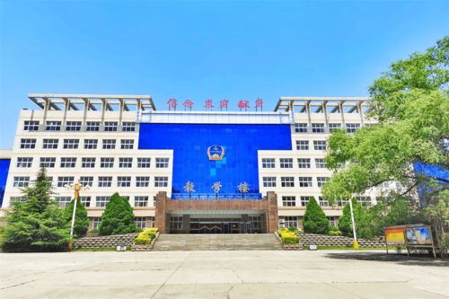 人民解放军装甲兵学员是军籍生