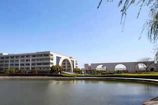 上海对外经贸大学是一本吗，上海对外经贸大学是211吗,2022年湖北录取线