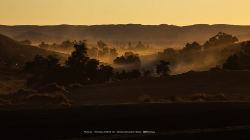 遗世独立不是读wei吗，遗世独立意思
