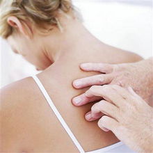 肩井的作用与功效，肩井按压又酸又疼怎么回事