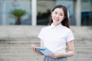 山东大学有哪些专业适合女生，清华大学有哪些专业适合女生