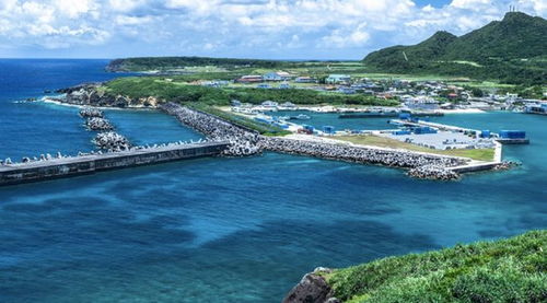 日本有个奇怪的岛屿,全岛两千居民一直渴望加入中国,这是为何?_百度知