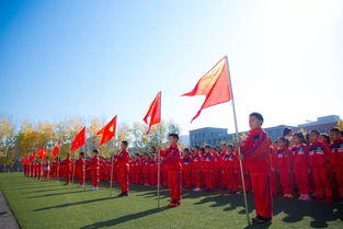 升国旗介绍班级怎么写