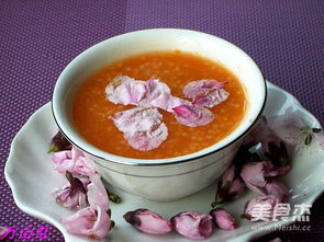 桃花粥的作用和功效是什么?适合什么人喝?