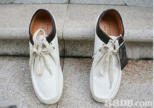 金鞋电影简介，金鞋子银鞋子红鞋子的故事