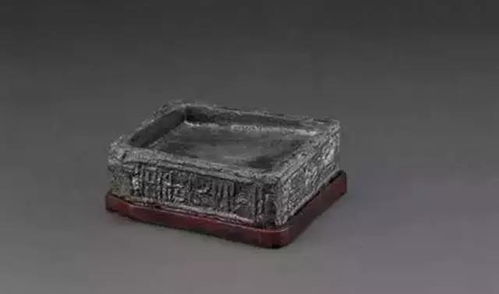 砚什么意思?近义词和反义词是什么?英文翻译是什么?