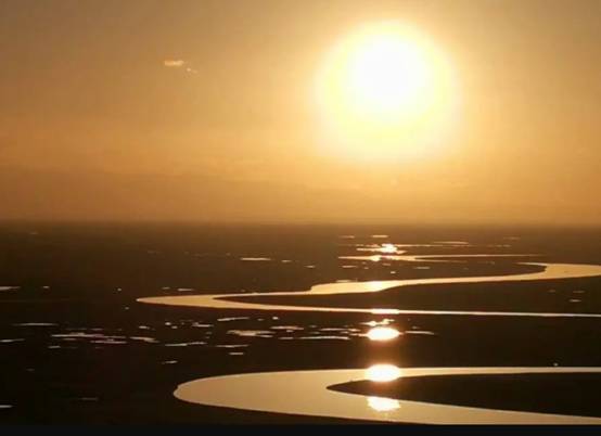 九个太阳的神话故事，九个太阳是谁的儿子