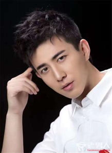 我女朋友的男朋友中恋爱机器人亚当是谁演的?