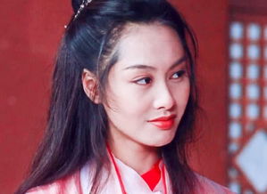 朱茵还是“紫霞仙子”样,穿一身鲜艳红裙,又美又娇让人心动