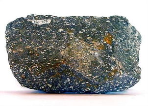 安山岩和石灰岩区别