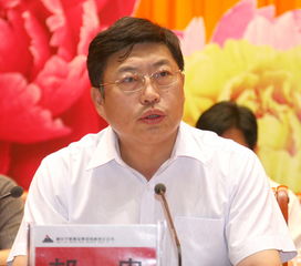 包贝尔陈赫演的电影关于中了3000万,抢入两条大狗去银行取钱的电影是