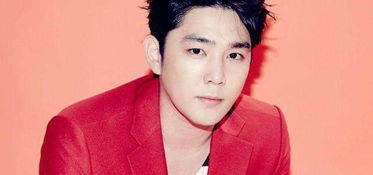 谁知道这个明星是谁(貌似是韩国)