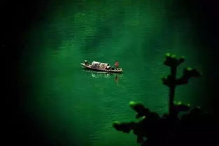 汨汨和汩汩的区别，汨汨的拼音