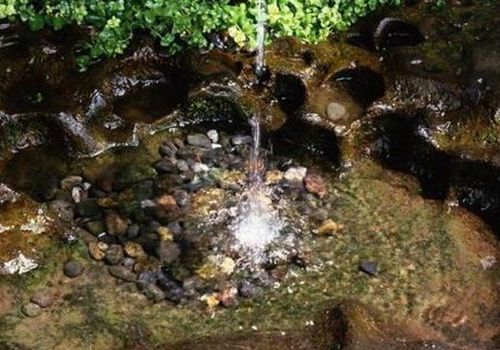 滴水穿石的故事内容?