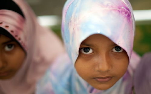 炯炯有神的意思是什么