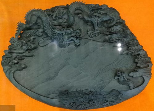 中国四大名砚叫什么名字?怎么读?最好注上拼音。谢谢1