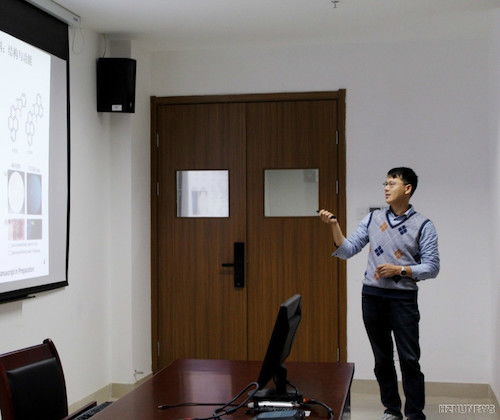 卢华卿，卢华廷