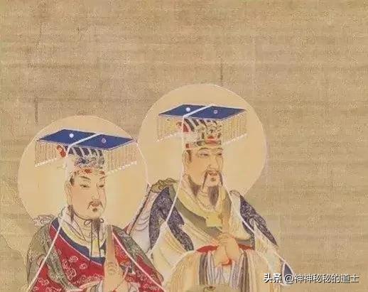 时候的候的笔顺，时候的候和姓侯的侯有什么区别