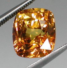 帕帕拉恰是什么宝石