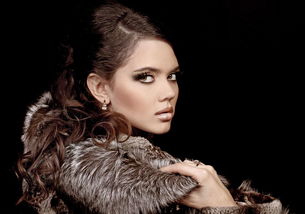 贵妇指多少的女人