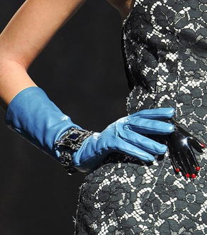 手套的读音手套的读音是什么