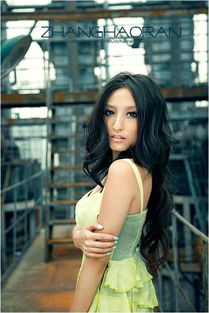 如图 各位大神们 她是谁啊 好美啊……