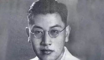 戴望舒简介及作品 关于戴望舒的简介