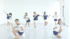 许愿池的希腊少女 歌词