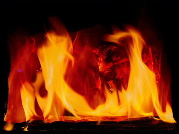 炽热和炙热意思一样吗