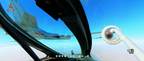 '空对空'一词是什么意思?出自哪一首诗?