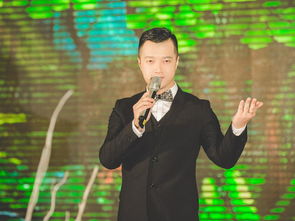 邹昆声，邹显卫简介