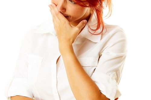 心情沉闷是什么意思，声音沉闷是什么意思