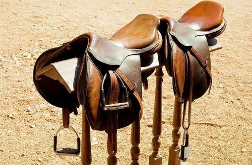 马鞍的解释及造句