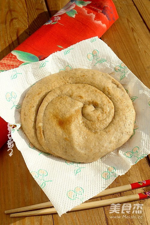 牛粪饼能吃吗，牛粪饼里没有饼
