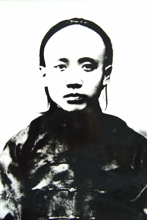 郭沬若声声漫，郭沫若写的诗集