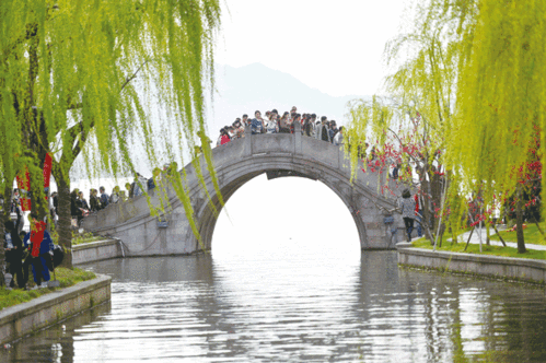 杭嘉湖平原东部地势较高的自然原因