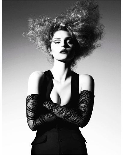 杰西卡史丹卡洛琳，杰西卡·史丹维密