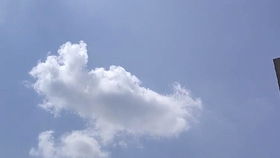 造句:今天,万里无云……晴空万里……