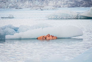 露出水面的拼音怎么读，露出水面是成语吗