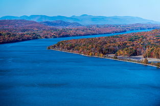 布鲁克林大桥下面是河流吗