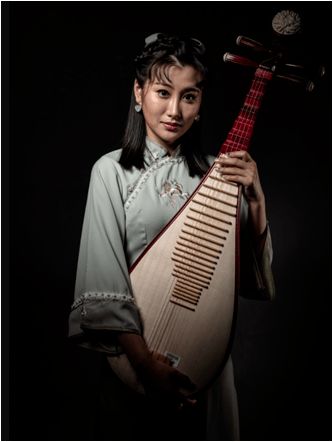 五妹阿芳的孩子是谁的