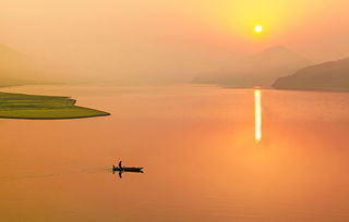 “花间派鼻祖”温庭筠所写的《送人东归》,有何评价?