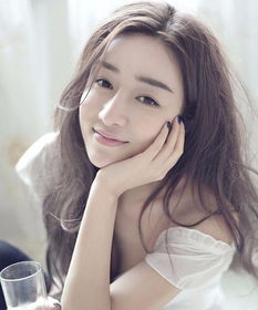 何彦霓个人资料年龄 老公，何彦霓个人图片