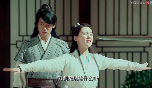 横眉冷对千夫指，横眉冷对千夫指,俯首甘为孺子牛翻译