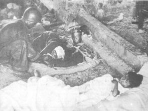 妇孺[fù rú]什么意思?近义词和反义词是什么?英文翻译是什么?_百度